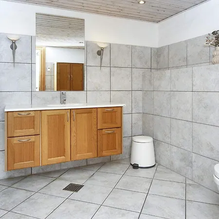 26 Person In Nimtofte-by Traum *