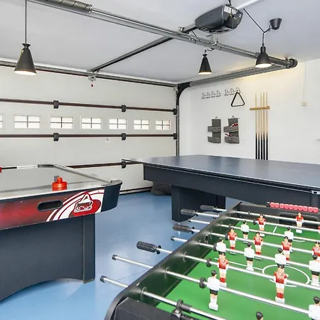 26 Person In Nimtofte-by Traum * Nimtofte